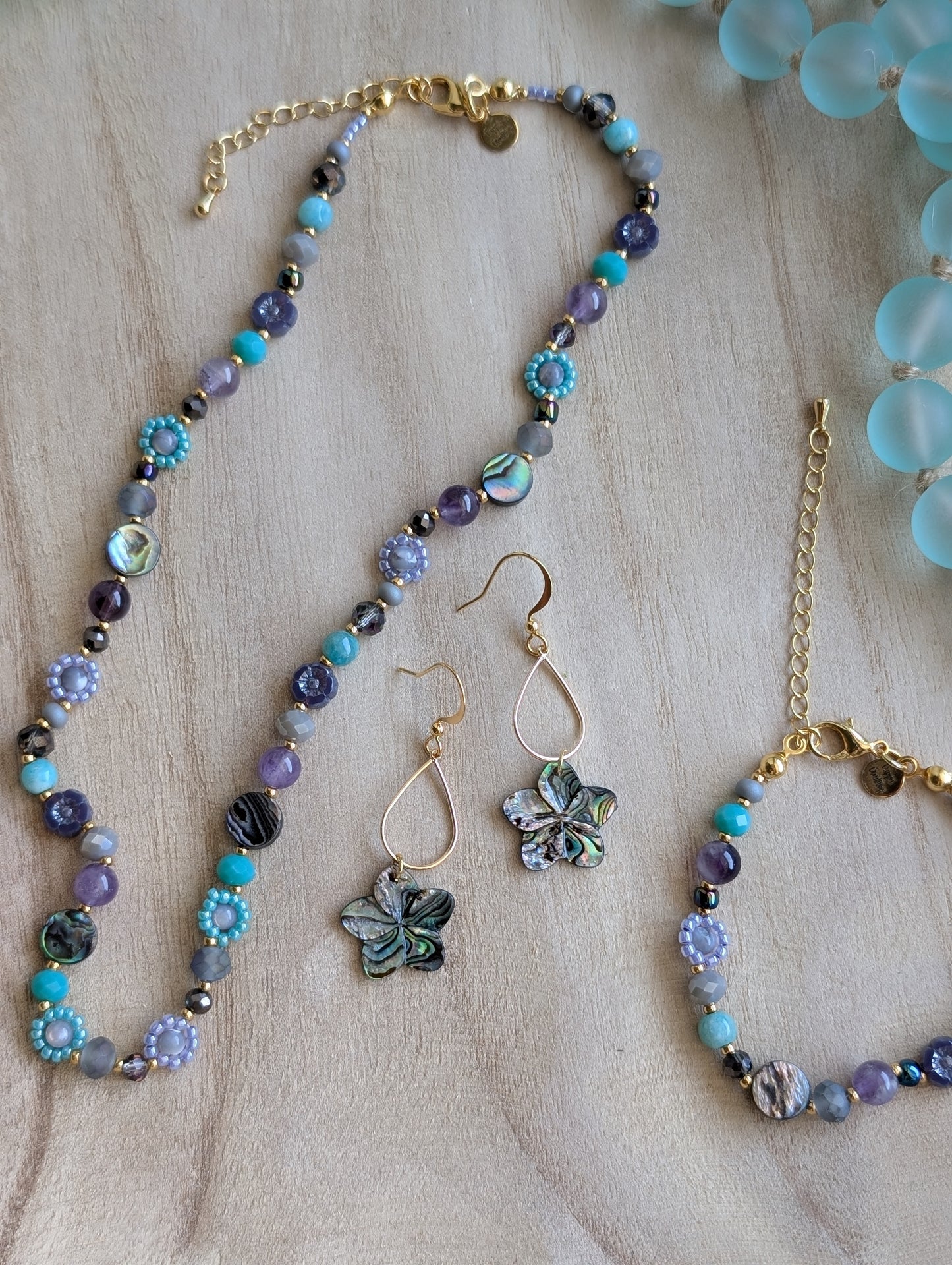 Plumie Dangle Earrings