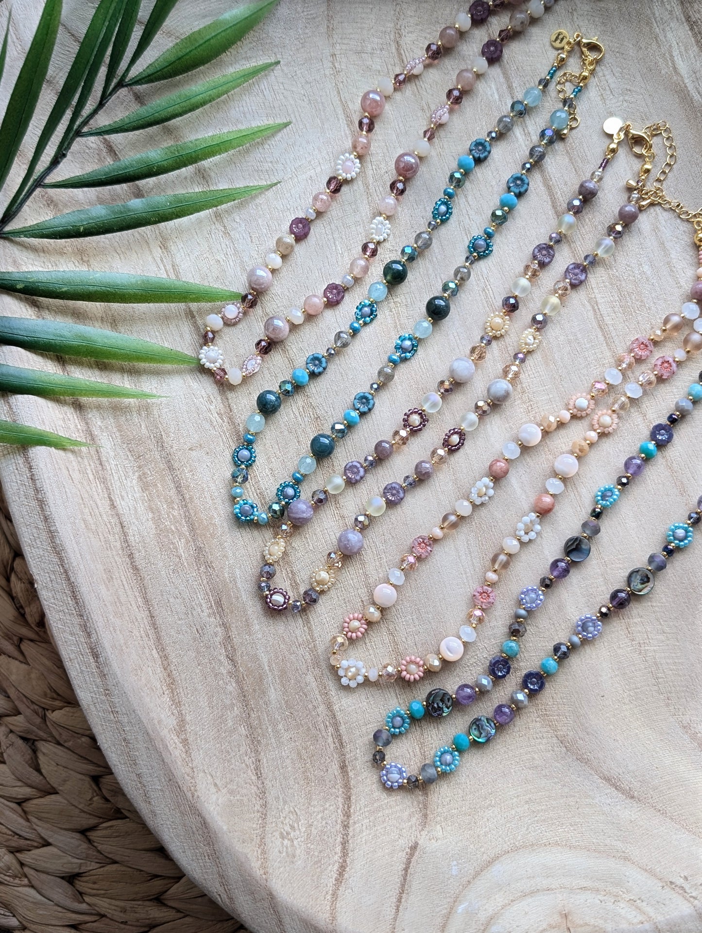 Sea La Vie Floral Beaded Necklace