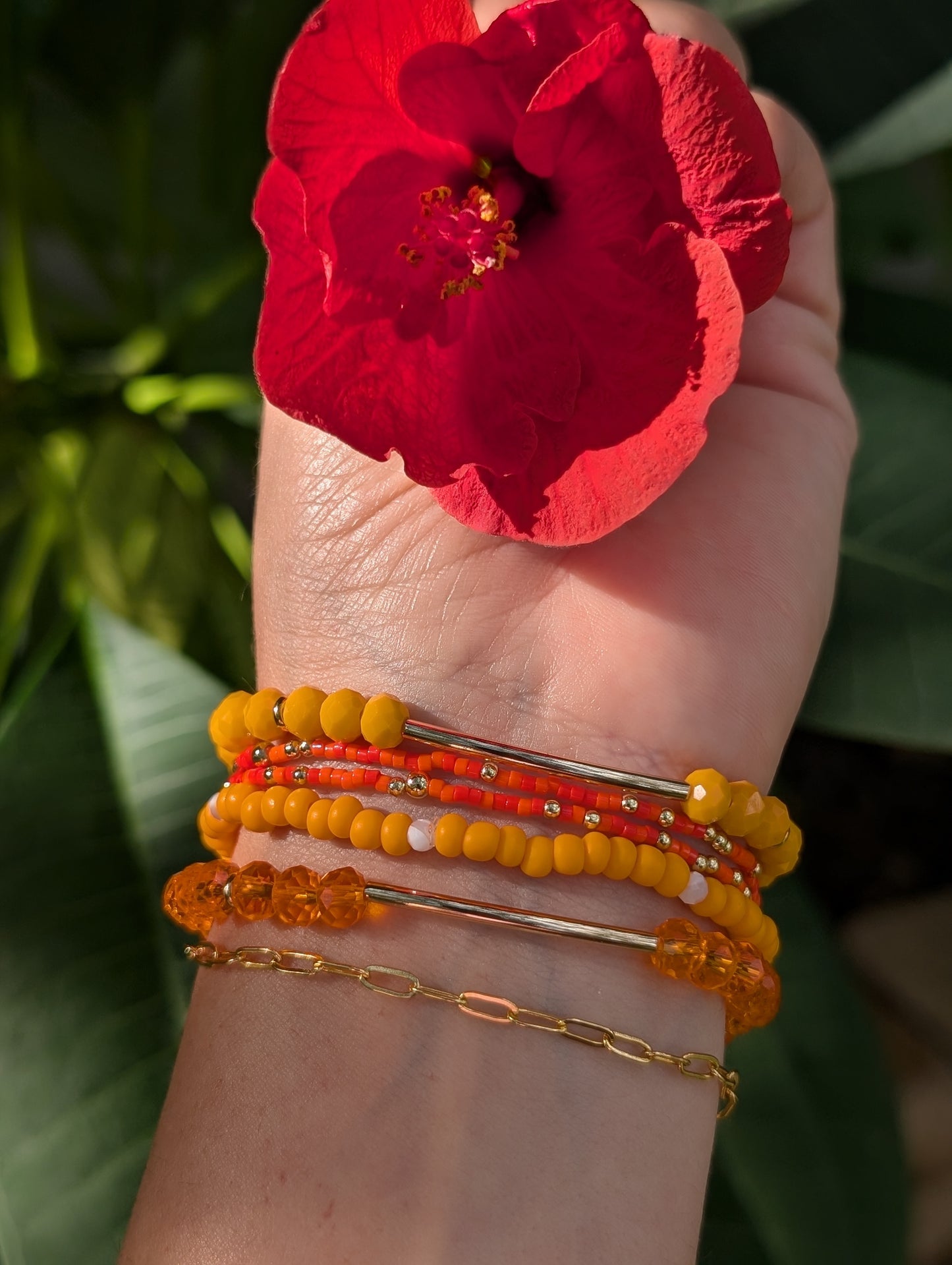 The Mini Bracelet - Red Hibiscus